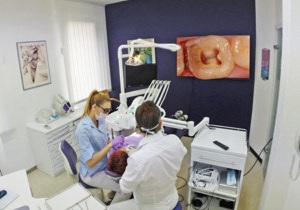 3D-Mikroskop zeigt Details in 100-facher Vergrößerung